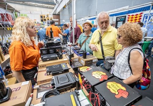 Merca-HAM Radio vuelve el 15 de junio a Cerdanyola del Vallès